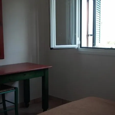 شقة فندقية Elli And *